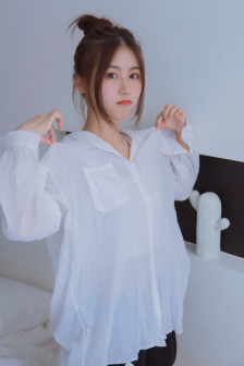张悠雨全捰艺术照